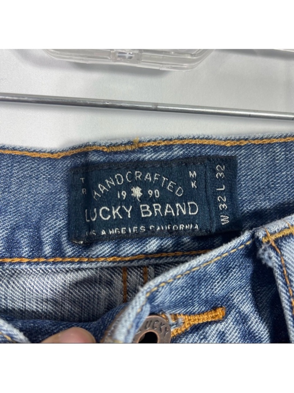 Lucky Brand, 221 Original Straight Jeans, Size 32x32. In excellent condition! - Picture 4 of 10